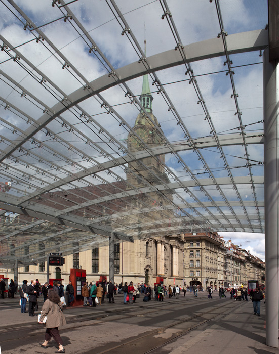 Baldachin und Heiliggeistkirche